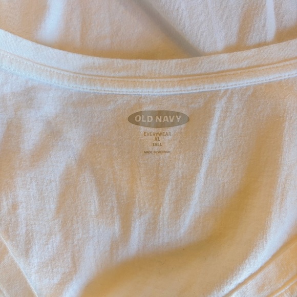 Set of Four Assorted Size XL Tops - 2 Short Sleeve 2 Long Sleeve - Picture 10 of 13